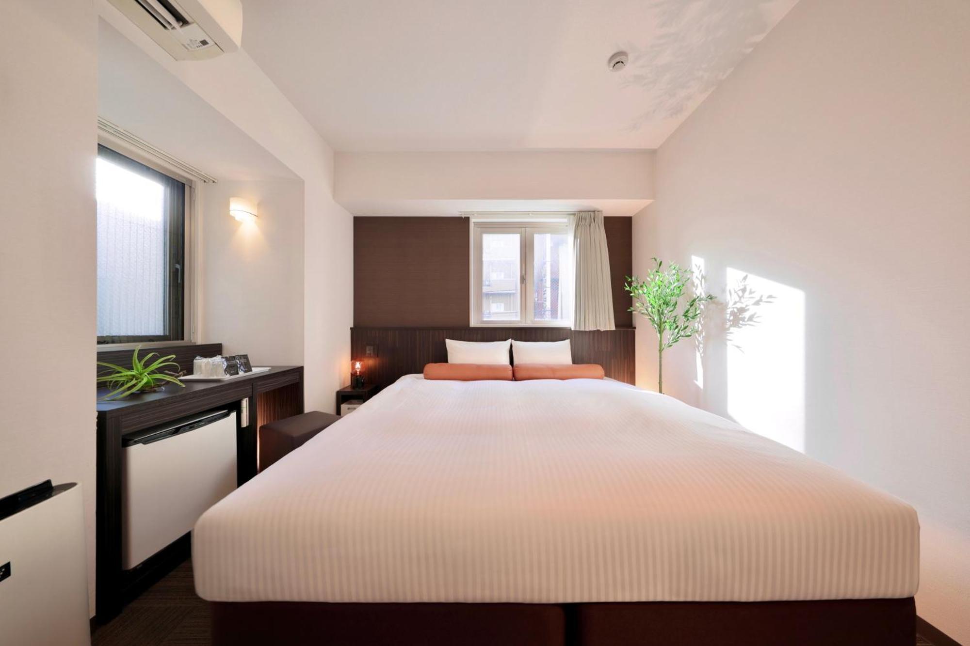 Nipponbashi Crystal Hotel Osaka Exterior photo